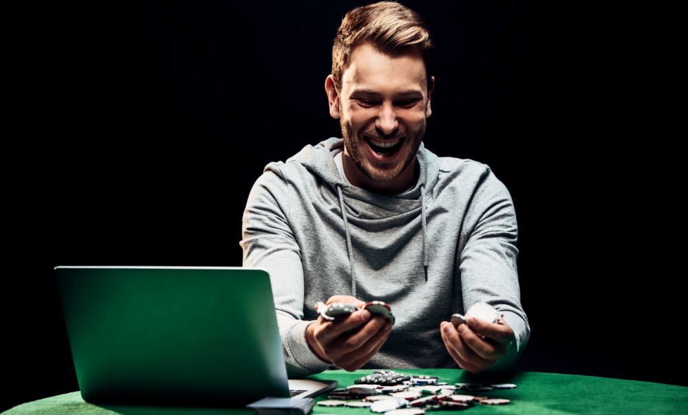 What are the different ways in which you can get your money with the help of crypto from the online casino?